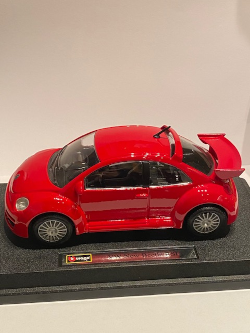 Burago 18-22125 VW New Beetle RSI  1:24th Scale