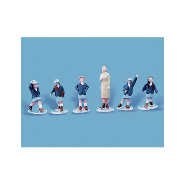 5120 - PECO Modelscene Schoolgirls & Mistress