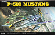 12441 - Academy - P-51C Mustang 1:72