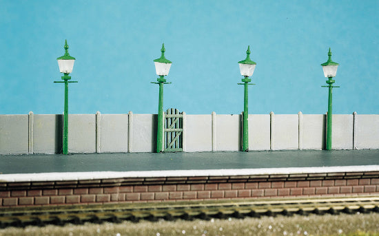 213 - Station/Street Lamps