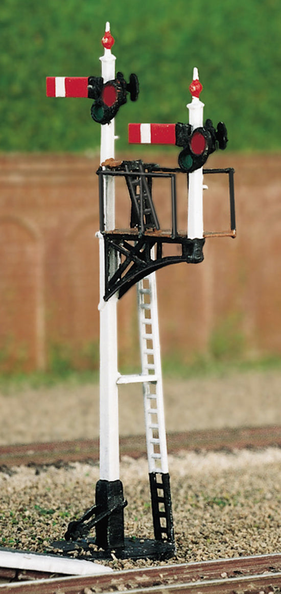 262 - Lower Quadrant Bracket Semaphore SIgnal