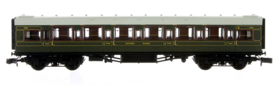 2P-014-060 N Gauge Maunsell High Window FK 7228 Lined Olive Green