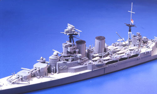 31806 - Tamiya - Hood & E Class Destroyer