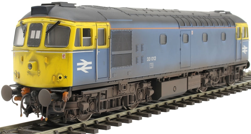 Class 33 V3 Blue with yellow ends