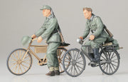 35240 German Soldiers with Bicycles 1/35