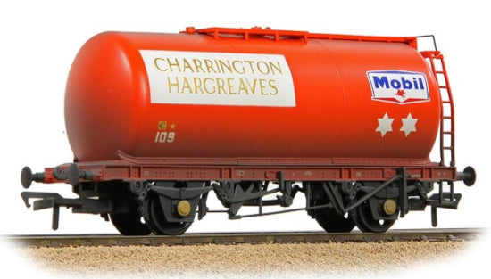 37-592A - BACHMANN - O - BR 45T TTA Tank Wagon Charrington Hargreaves/Mobil Red [W]