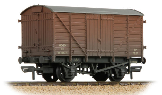 37-780C GWR 12T Mogo Motor Car Van BR Bauxite (Early) (Weathered)