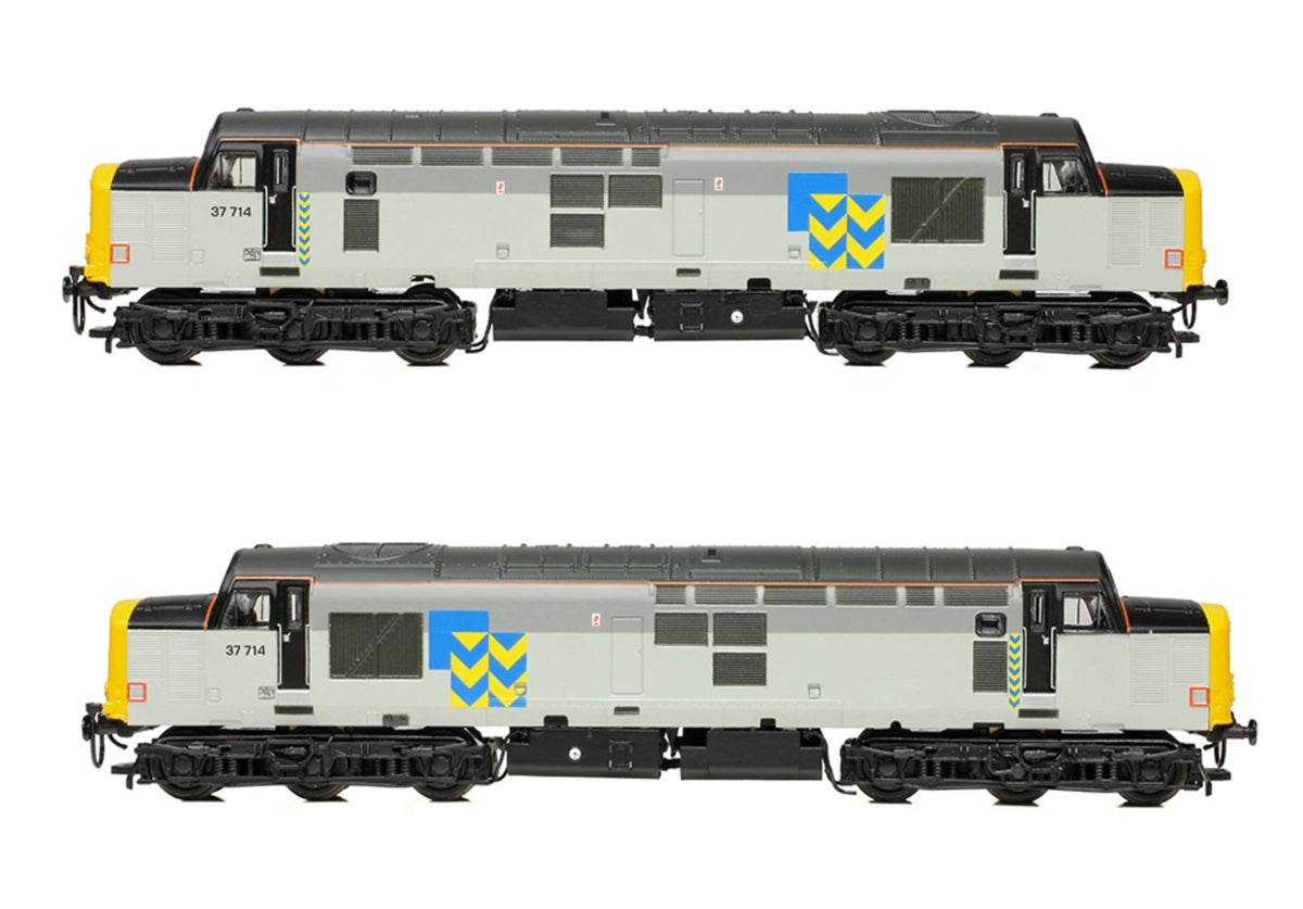372-111 - Graham Farish - N - Class 37/7 37714 BR Railfreight Metals Sector