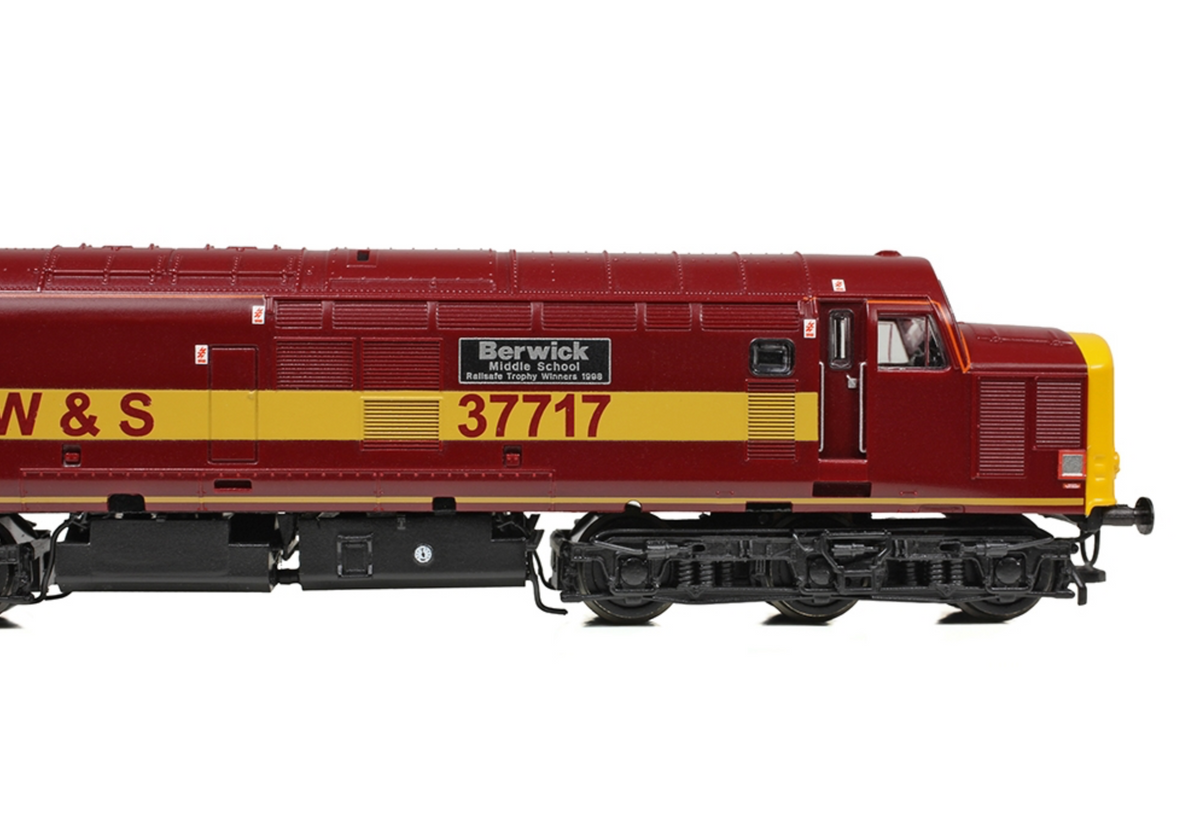372-113 - Bachmann - OO - Class 37/7 37717 'Berwick Middle School' EWS
