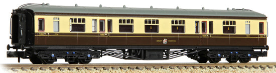 374-561A SPECIAL OFFER GWR Hawksworth Composite Corridor GWR Chocolate & Cream
