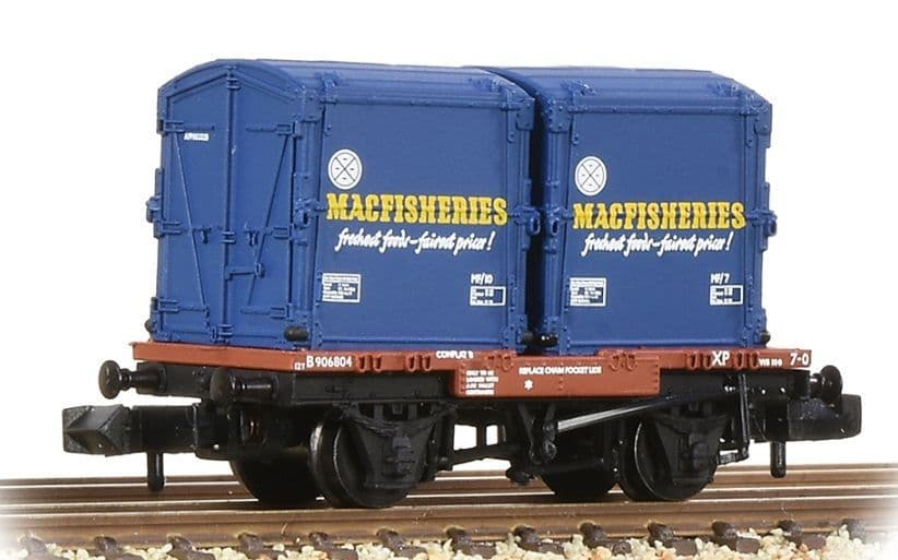 BR Conflat Wagon/2 x AF Containers - MacFisheries