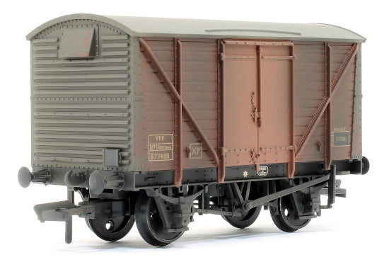 38-232 BR 12T Ventilated Van Plywood Doors BR Bauxite (TOPS) -Weathered