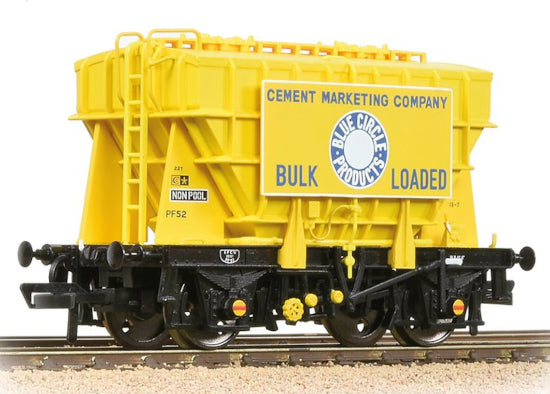 38-273 BR 22T 'Presflo' Cement Wagon 'Blue Circle Cement' Yellow