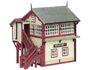 42-0168M GCR Wooden Signal Box Maroon and Cream SPECIAL OFFER