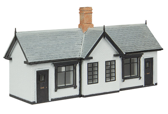 44-1024W Transport Cottages - White & Black
