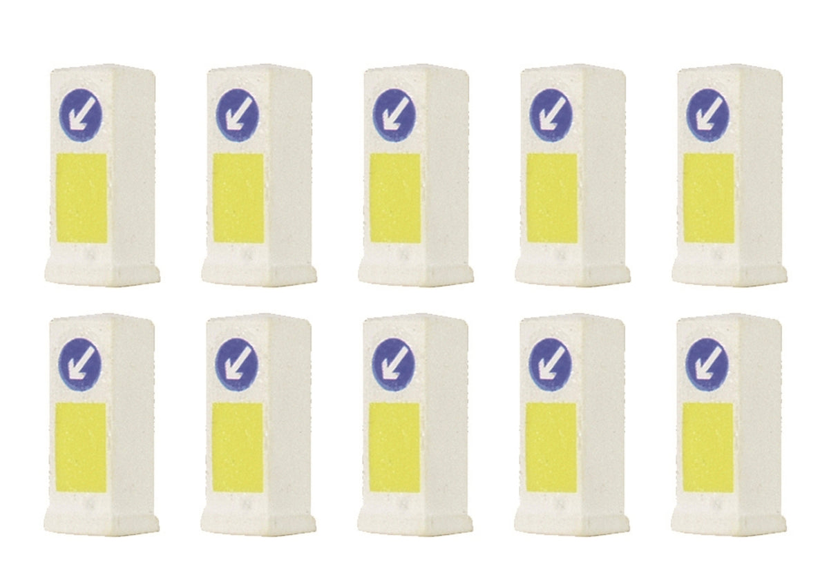 44-529 - Bachmann - OO - Traffic Island Bollards (x10)