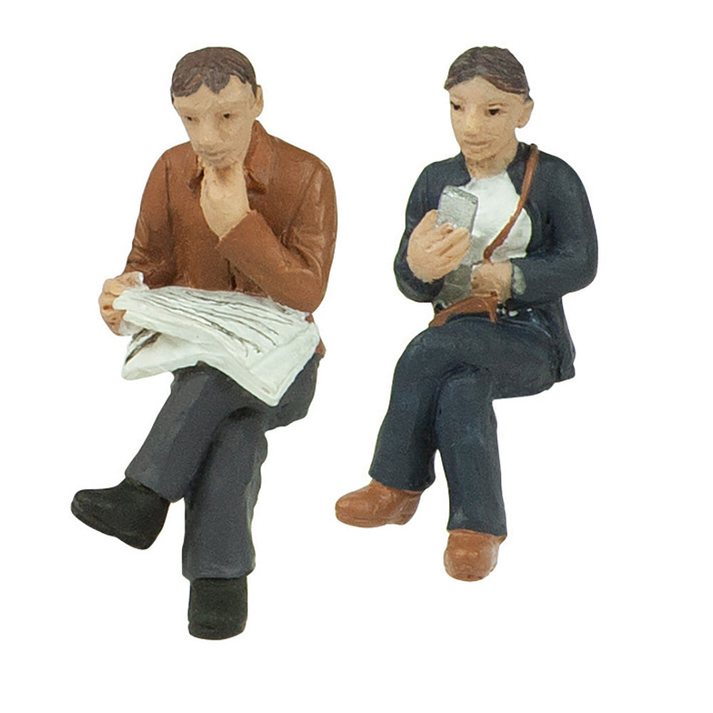Sitting Passengers B (O Gauge)