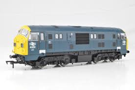 BR Class 22 No.6352 BR Blue headcode boxes (SOUND)
