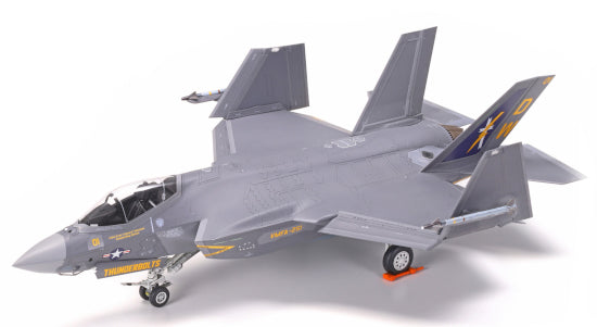 Tamiya 60794 F-35C Lightning II 1/72