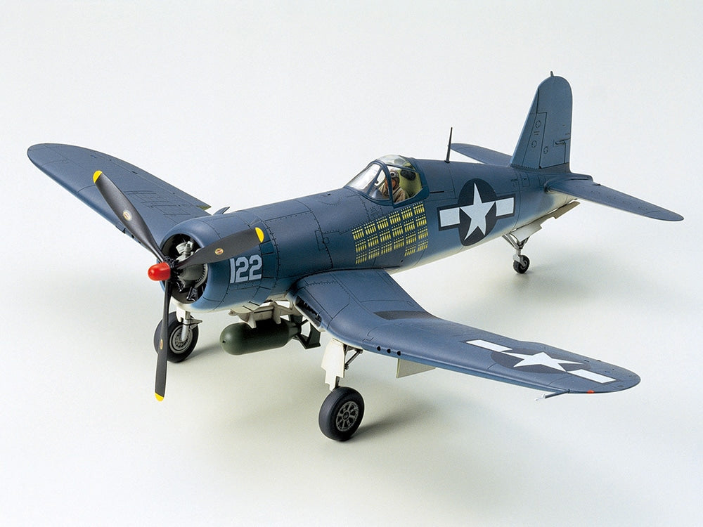 61070 - Tamiya - Vought G4U-1A Corsair