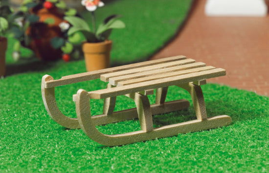 6187 Traditional Wooden Sledge  1:12th Scale
