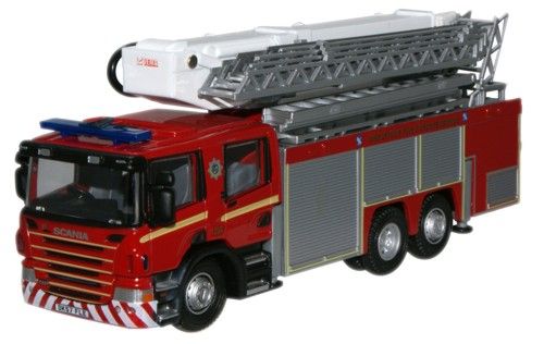 76SAL003 - Oxford Diecast - Merseyside F & R service Scania Aerial Rescue Pump