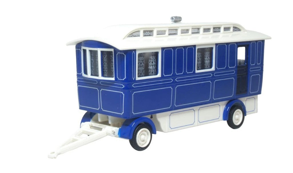 76SCV003- OXFORD DIECAST - Showman's Caravan Blue/Cream