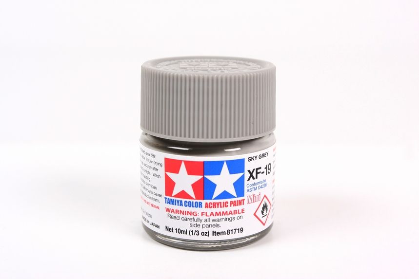 81719 - Tamiya - Sky Grey XF-19 Acrylic Paint