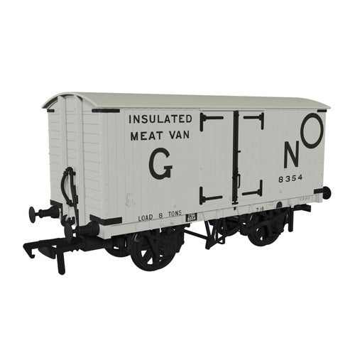 930004 - Rapido - OO - GNR 8T Van GN Insulated Meat Livery No.8354