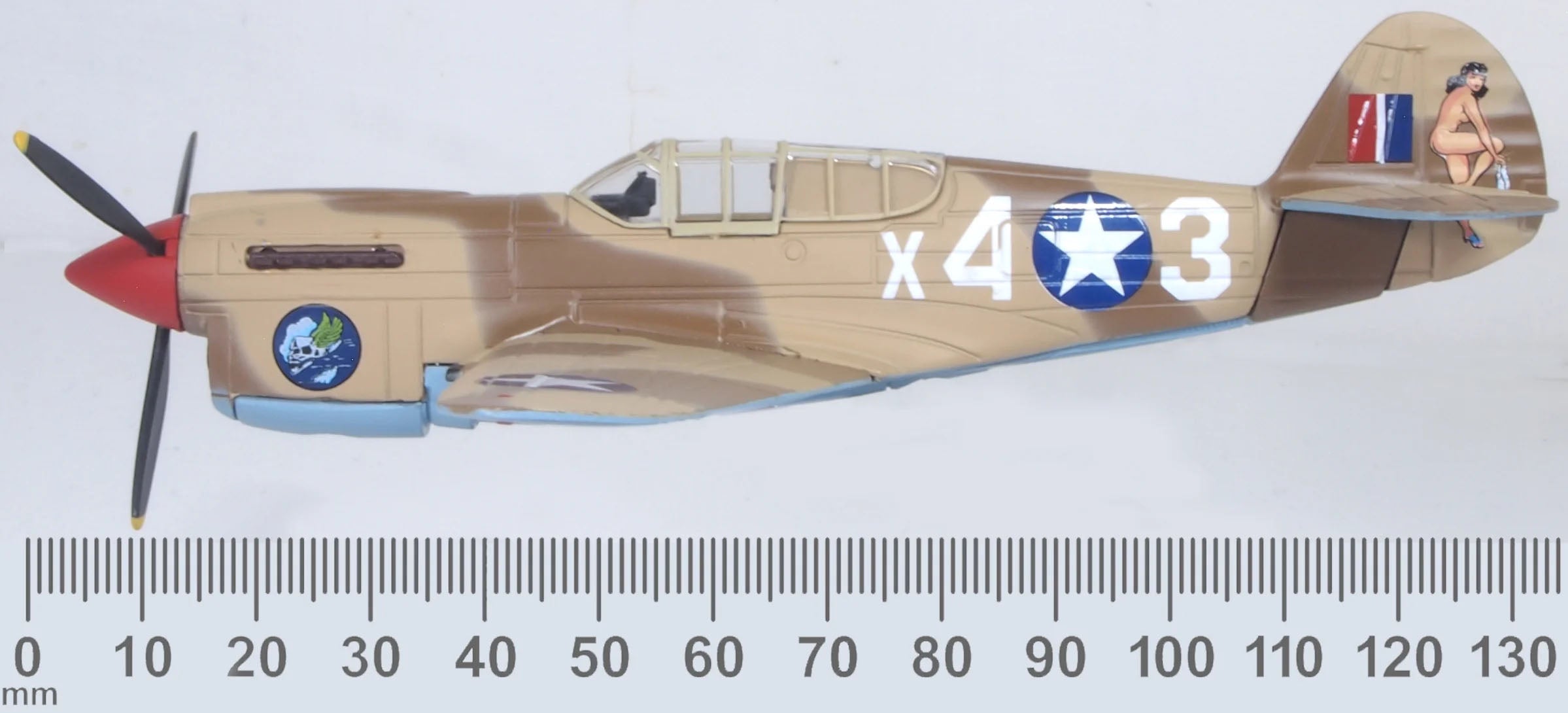 AC127 - Oxford Diecast - 1943 Curtiss P40-F Warhawk X43 - Miss Memphis - N.Africa