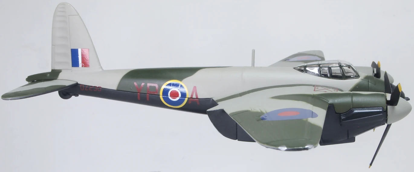 AC128 - Oxford Diecast - 1943 D H Mosquito NF MkII P.G.Wykeham-Barnes. RAF No.23 Sqn. Malta