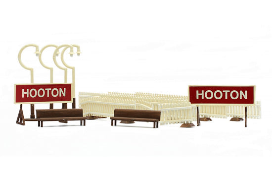 C013 Platform Fittings, Fences and Lamps
