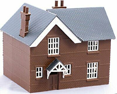 GMKD31 Station Masters House
