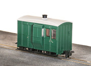 G.V.T. 4 Wheel Brake Coach, No Markings, Green