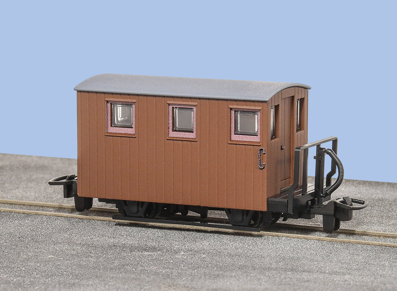 F.R. 4 Wheel Brake Van, 1 balcony, unlettered, brown