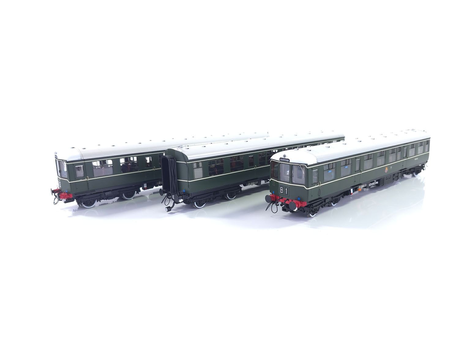 HN1450 - Heljan - Class 104 3 Car DMU - Early Green