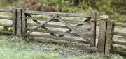LX001 - Scale Model Scenery - OO/HO - Five Bar Gates (x3)