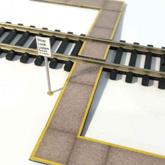 LX051 - Scale Model Scenery - OO/HO - Foot Crossing/Pedestrian Level Crossing/Anti-Slip Walkway