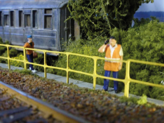 LX176 - Scale Model Scenery - OO/HO - Tube Clamp Style Safety Railings