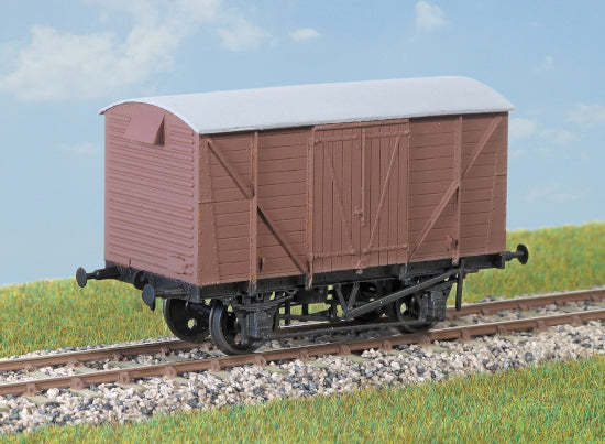 PC07A - BR 12 Ton Goods Van (Plank Side)