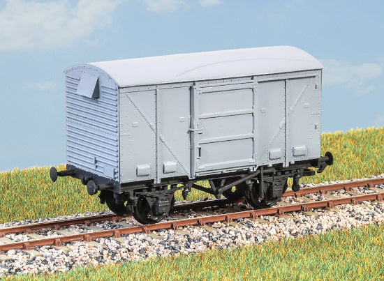 PC42 - BR 12 Ton Fruit Van LMS Design