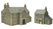 PO250 Manor Farm House
