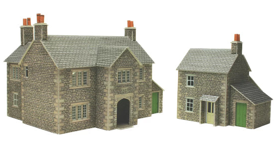 PO250 Manor Farm House