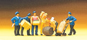 Preiser 10016 '6 Delivery Men with Loads' HO Gauge
