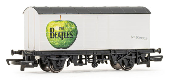 SPECIAL OFFER Hornby R60181 The Beatles, 'The Beatles (White Album)' Wagon