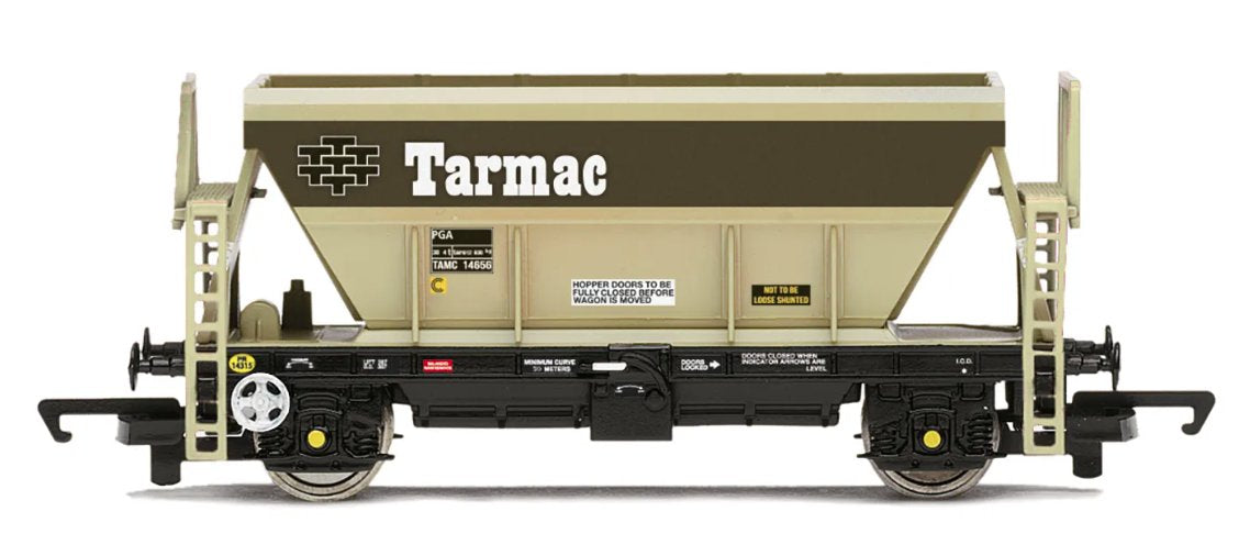 R60215 - Hornby - OO - Tarmac Quarry Products, PGA Hopper