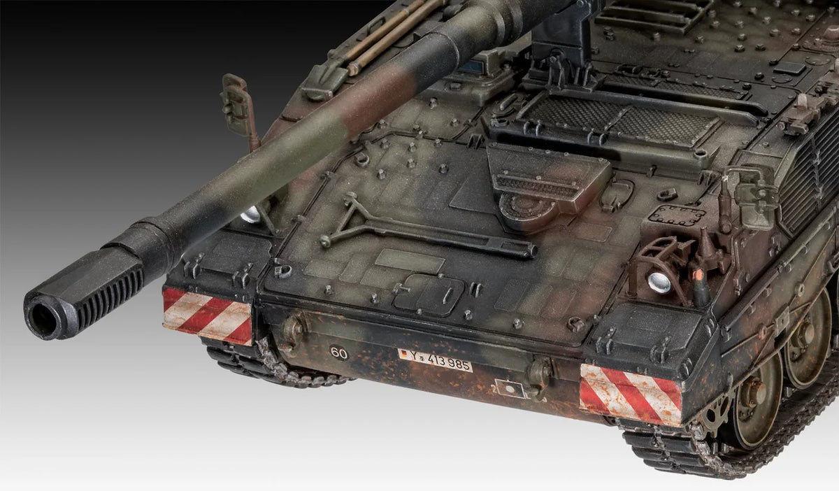 RL03279 - Revell - German Panzerhaubitze 2000 (Self-propelles Howitzer) - 1:35 Scale