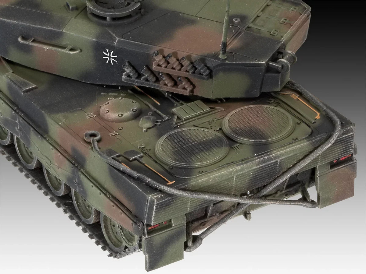 RL03311 - Revell - German SLT 50-3 Elefant & Leopard 2A4 (1:72 Scale)