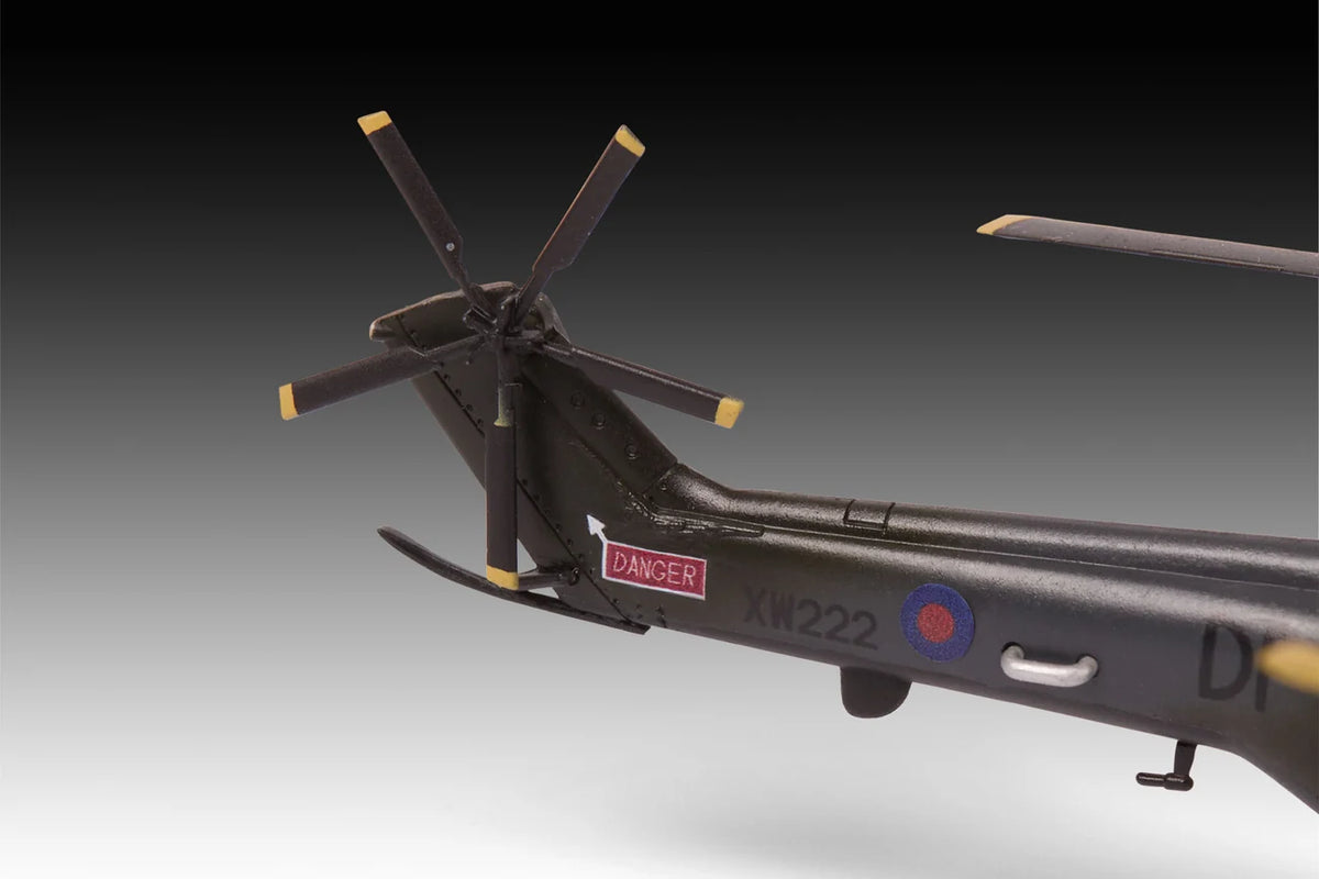 RL63746 - Revell - British Westland Puma HC.1 Model Set (1:144 Scale)
