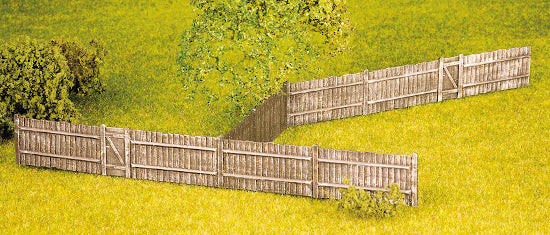 SS41 - Feather Edge Fencing